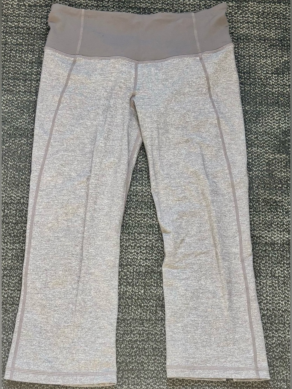 vintage lululemon heathered gray cropped flare yoga pants- size 6